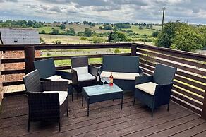 Starshinezzz - Large Farmhouse County Durham