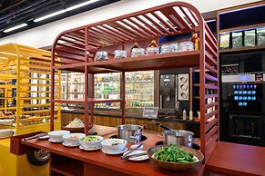 Wink Saigon Centre, Unscripted by Hyatt - 24 Hours stay