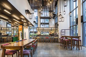 Wink Saigon Centre, Unscripted by Hyatt - 24 Hours stay