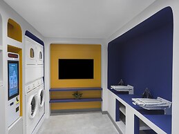 Wink Saigon Centre, Unscripted by Hyatt - 24 Hours stay