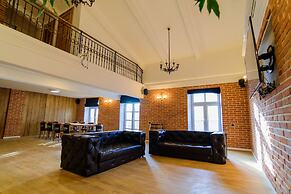 Lord Jack Apartments