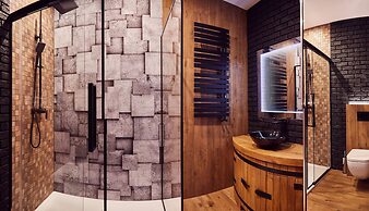 Lord Jack Apartments