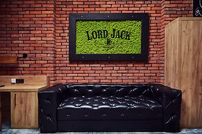 Lord Jack Apartments