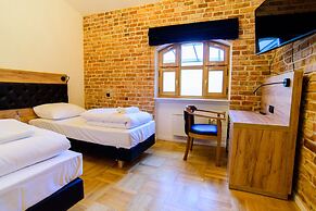 Lord Jack Apartments