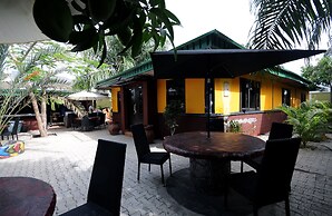 Honeyland Beach Resort