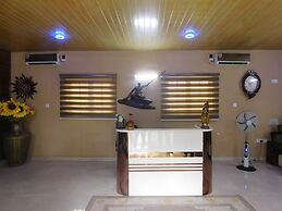 Honeyland Beach Resort