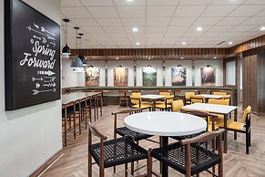 Fairfield Inn & Suites by Marriott Anaheim Los Alamitos