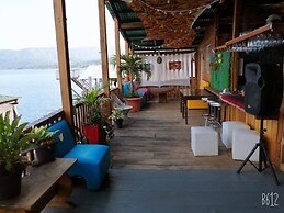 Hostal & Restaurante Bar Xtream