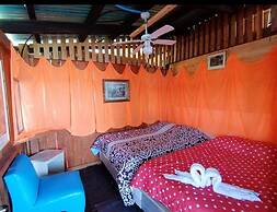 Hostal & Restaurante Bar Xtream