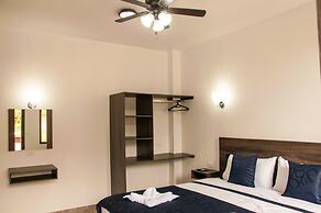Toucan Platinum Suites Aparthotel