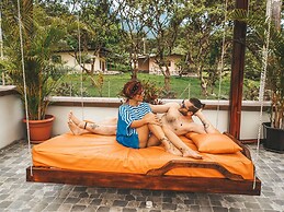 Toucan Platinum Suites Aparthotel