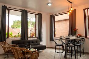 Toucan Platinum Suites Aparthotel