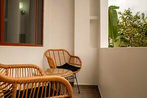 Toucan Platinum Suites Aparthotel