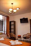 Toucan Platinum Suites Aparthotel