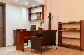 Toucan Platinum Suites Aparthotel