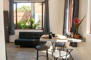 Toucan Platinum Suites Aparthotel