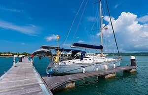 Marina Puerto Velero