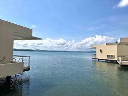 Marina Puerto Velero