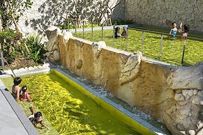 Okinawa Hinode Resort and Hot spring Hotel