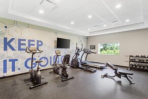 Best Western Plus Mid County