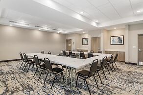 Best Western Plus Mid County