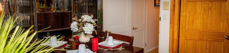 Cozy, Classy Duplex near NYC