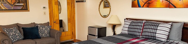 Cozy, Classy Duplex near NYC