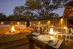 Vuyani River Lodge
