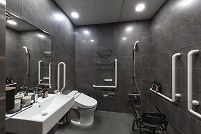 Hotel tou nishinotoin kyoto