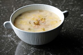 Hotel tou nishinotoin kyoto