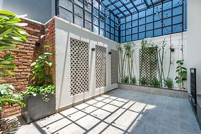 Cozrum Homes The Gallery Residence