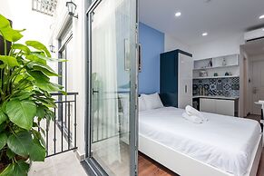 Cozrum Homes The Gallery Residence