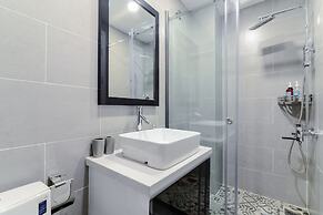 Cozrum Homes The Gallery Residence