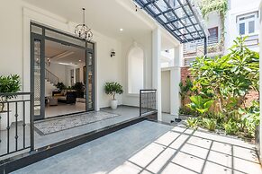 Cozrum Homes The Gallery Residence