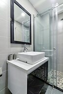 Cozrum Homes The Gallery Residence