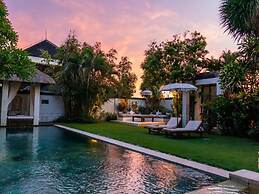 Majapahit Beach Villas by Nakula