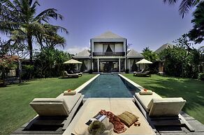 Majapahit Beach Villas by Nakula