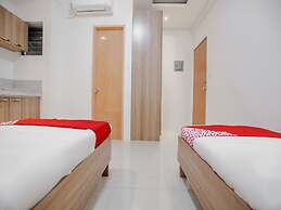 OYO 605 The Quarters