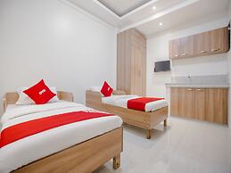 OYO 605 The Quarters