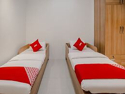 OYO 605 The Quarters