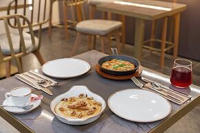 Hellenic Vibes Smart Hotel