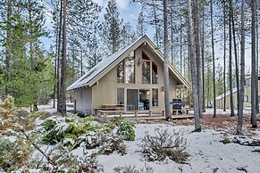 12 Central 2 Bedroom Home by Redawning