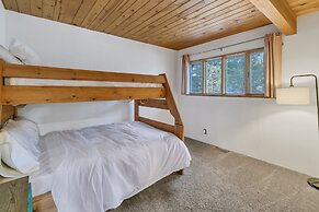 12 Central 2 Bedroom Home by Redawning