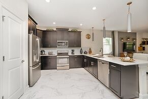 8812cruden 8 Bedroom Villa by RedAwning