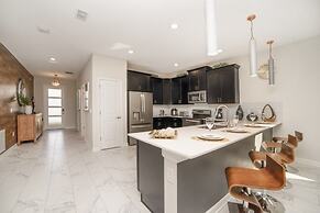 8812cruden 8 Bedroom Villa by RedAwning