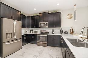 8812cruden 8 Bedroom Villa by RedAwning