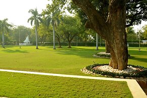 Hotel Chandela Khajuraho