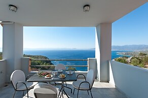 Searocks Exclusive Villas Resort