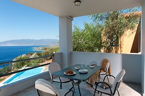 Searocks Exclusive Villas Resort