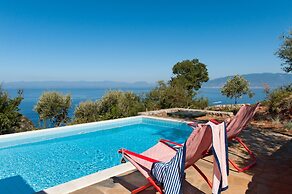 Searocks Exclusive Villas Resort